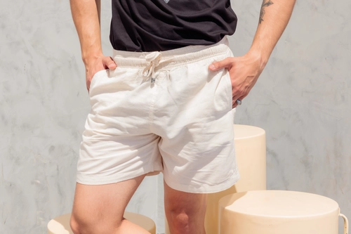SHORT LINHO MARFIM OCKY
