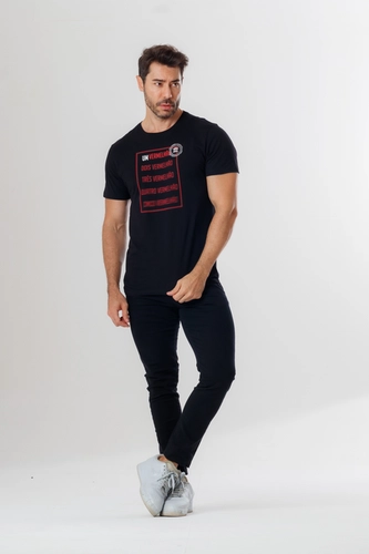 CAMISETA UM VERMELHÃO
