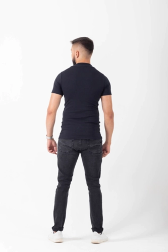 CAMISETA CANELADA GOLA ALTA MR. OCKY